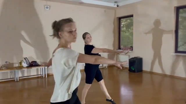 Вальс "The World We Knew" смотреть онлайн