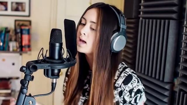 Chandelier Sia Cover by Jasmine Thompson смотреть онлайн