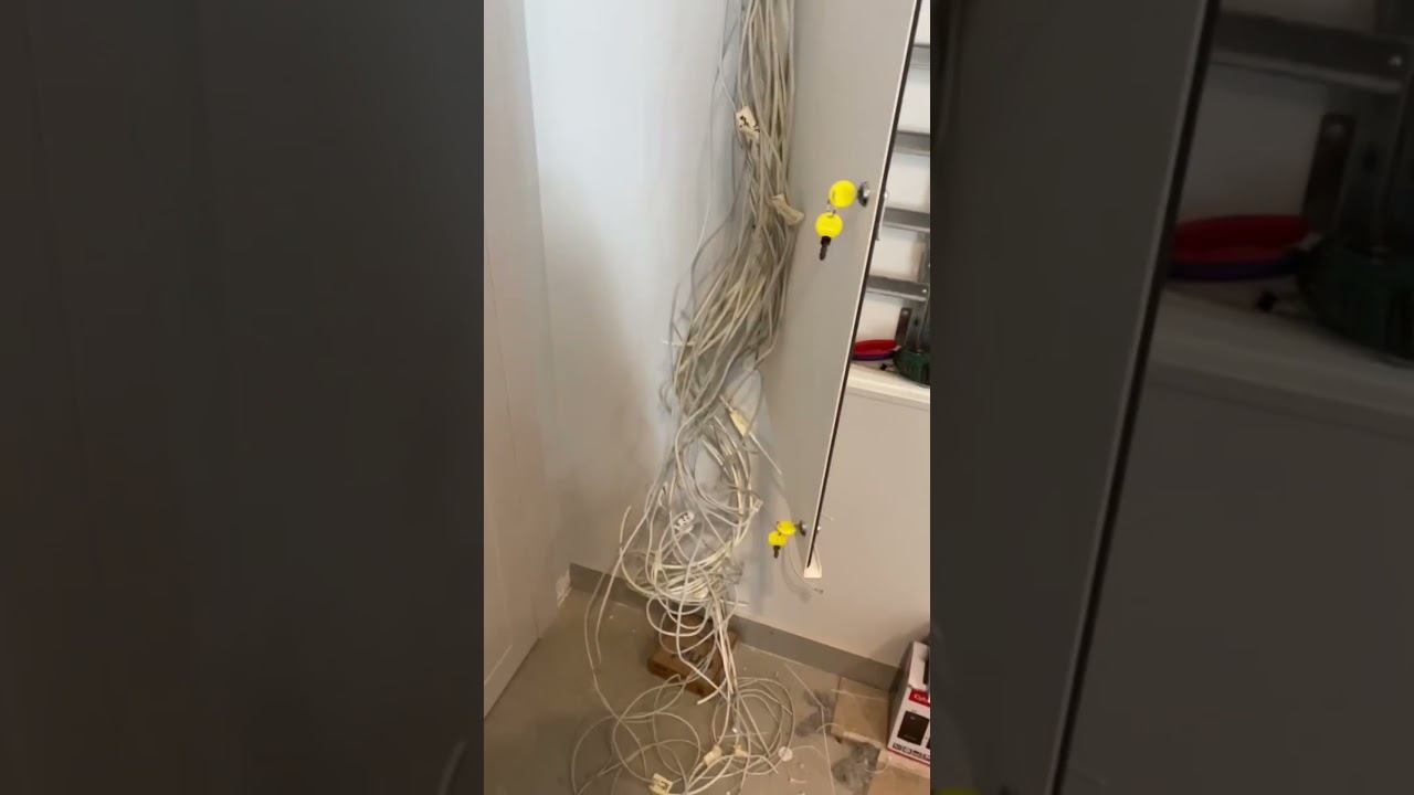 Установка оборудования в слаботочный щит. WIFI - Видеонаблюдение - Домофония