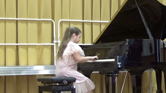 Денискина Юлия А. Гедике "Пьеса"
преподаватель Улановская О.В. смотреть онлайн