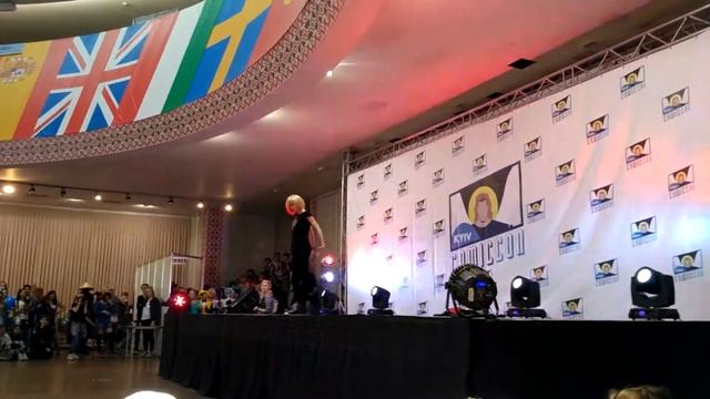 Киев Комик 2017. Юрий Плесецкий. Дефиле смотреть онлайн