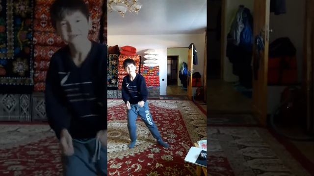 Танцор диско айдид так танцует😂 смотреть онлайн