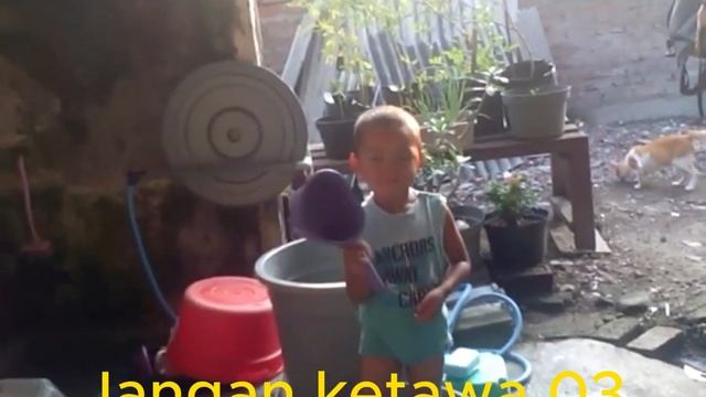 Gama, jangan ketawa 03 смотреть онлайн
