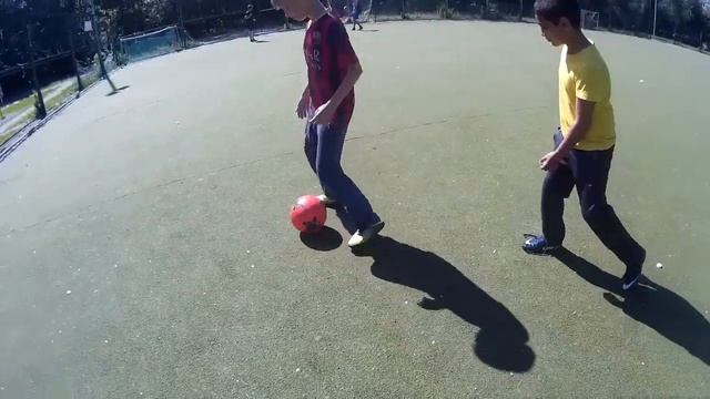 ФИНТЫ РОНАЛДО И МЕССИ.ОБУЧЕНИЕ смотреть онлайн