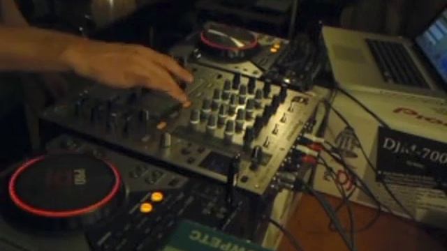 DJ Emerson - 12 Monkeys (Pfirter Remix), Thorsten Heiser - The Golden Key, Kimono - Captcher смотреть онлайн