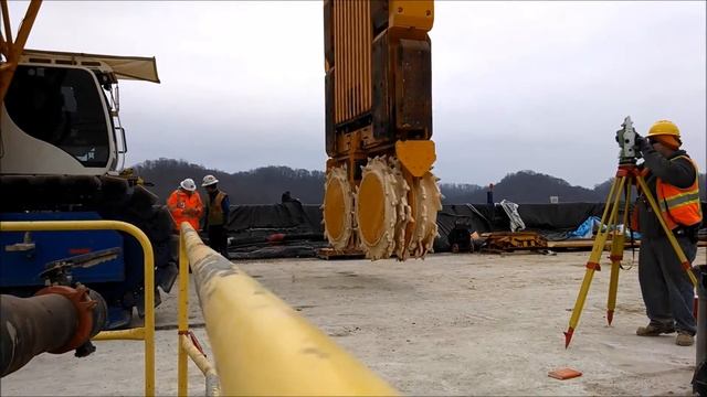 Bauer MC 128 Testing a BC 40 Trench Cutter смотреть онлайн