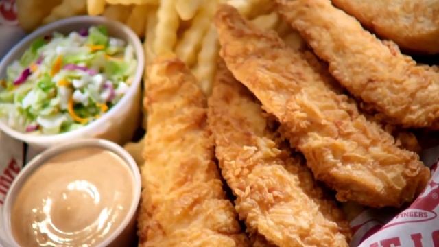 Raising Canes Peel The Love смотреть онлайн