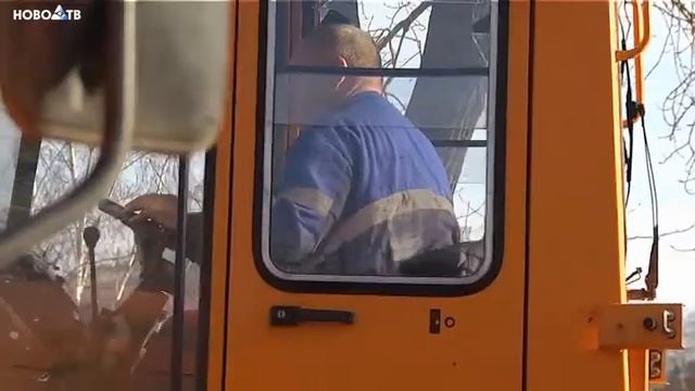 Уборка от снега улиц и дворов в Кузбассе смотреть онлайн