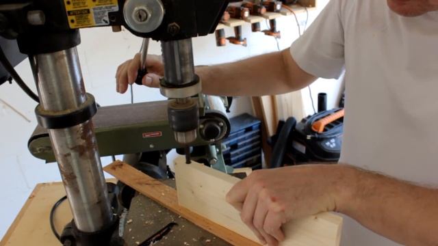 DIY Drill Bit or Spade Bit Rack Holder смотреть онлайн