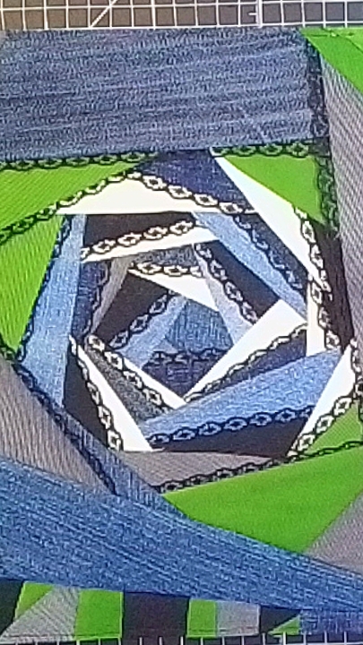 Нескучный Крейзи 💃 #shorts #пэчворк #крейзиквилт #лоскутноешитьё #блоки смотреть онлайн