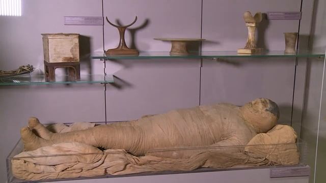 Le musée égyptien de Turin achève une longue cure de jouvence смотреть онлайн