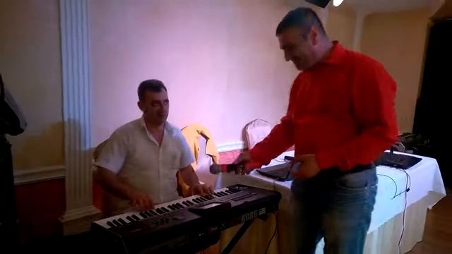 Эльшан Гусейнов - Bebeğim (canli Ifa Moskva 2016)