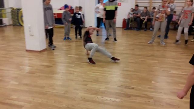 Танцевальный джем в Challenger Dance & Fit 15.02.20 смотреть онлайн