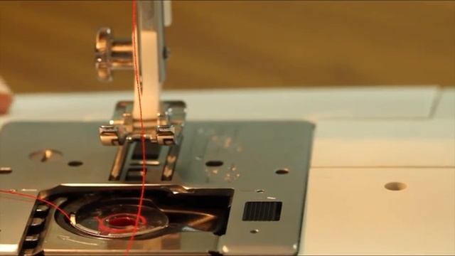 Viking Emerald 18: Threading Sewing Machine смотреть онлайн