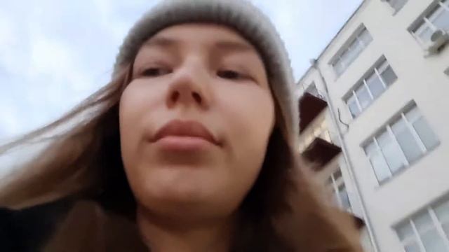 Меня подстригает Рома. Секонд-хенд второй дом. Карамельный "синабон" смотреть онлайн