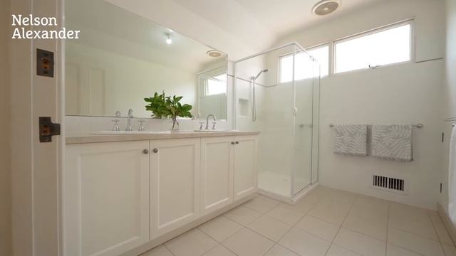 40 Forester Street, Ivanhoe For Sale by Mark Verrocchi смотреть онлайн