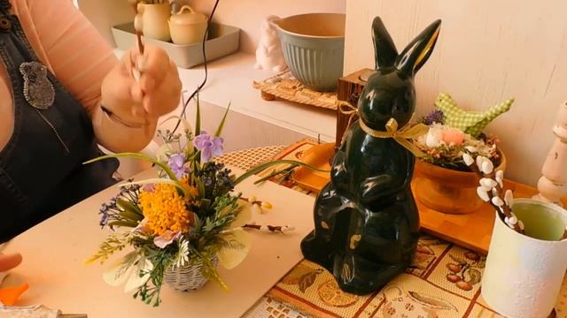 DIY Пасхальный заяц просил помощь..Реставрируем,украшаем. смотреть онлайн