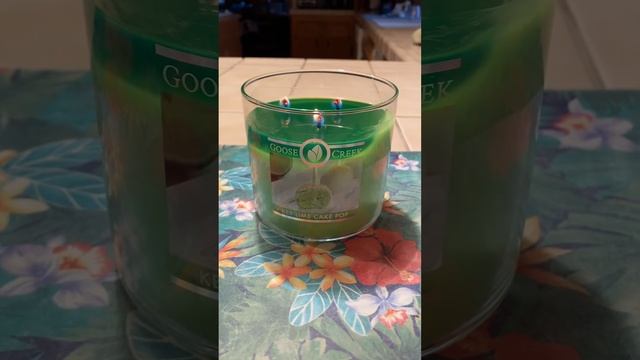 Goose Creek Key Lime Cake Pop Candle Review смотреть онлайн