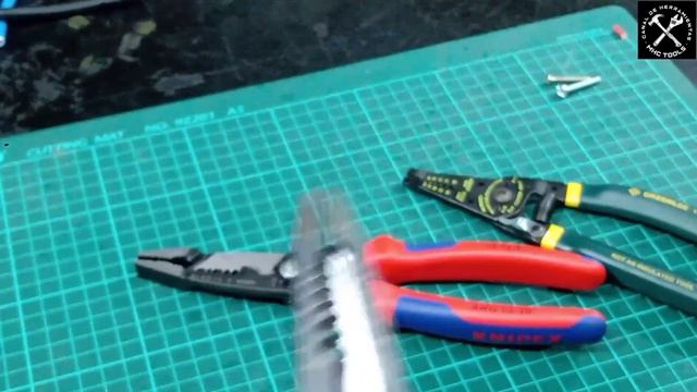 KNIPEX Wire Stripper 13728.Pinza Multifunción Forjada KNIPEX