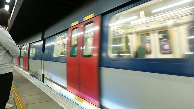 [HD] The Northbound Train SP1900 EMU Arrive The Mong Kok Station