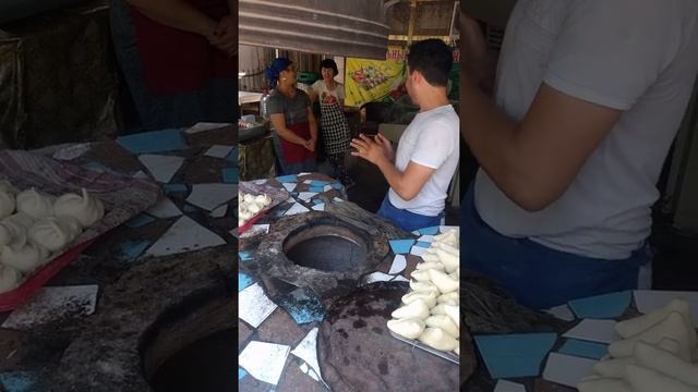Samsa / Samosa in Tandir / Tandoor in Shymkent Kazachstan смотреть онлайн