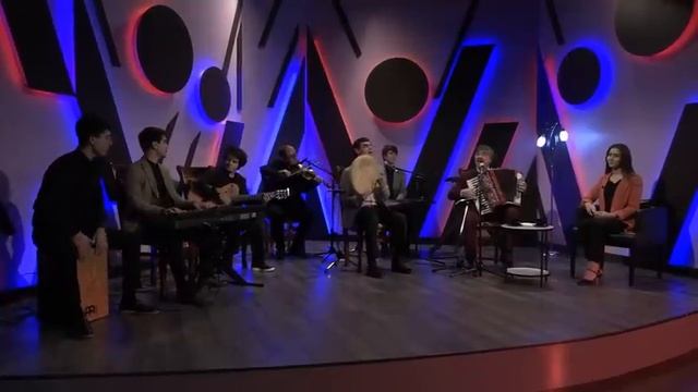 баходур негматов// bahodur negmatov
боз ошик шаваму...// boz oshik shavamu...