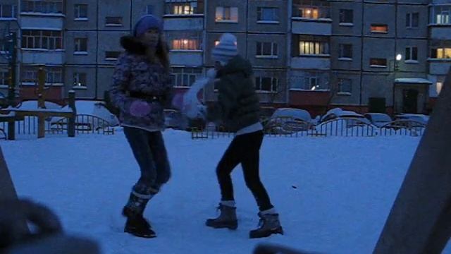 Masha and Dasha★ смотреть онлайн