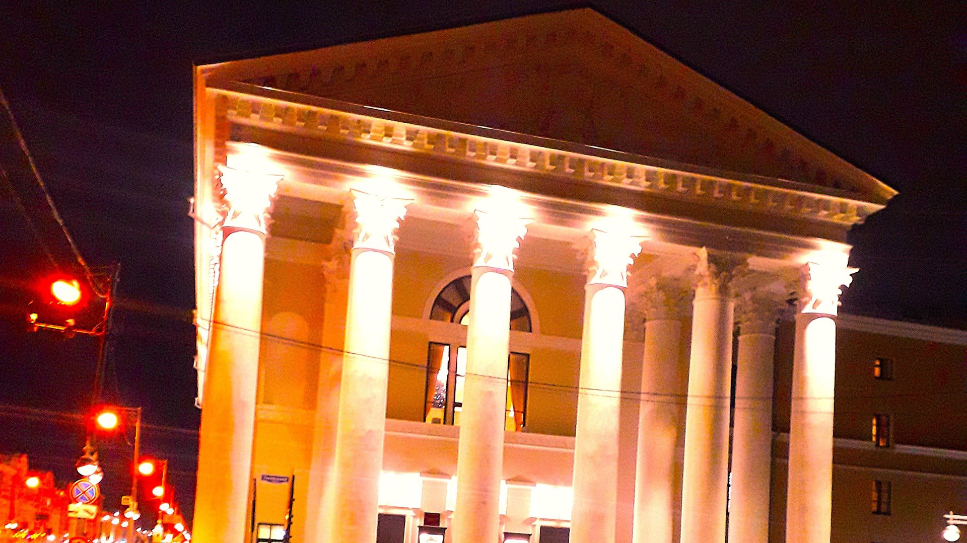 Идём в Тверской Академический Театр Драмы. 1 часть смотреть онлайн