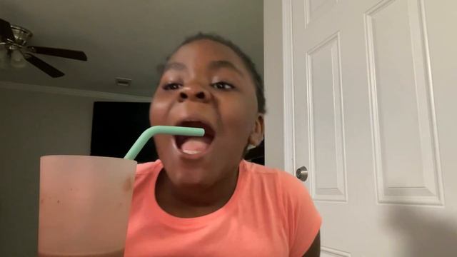 Trying coffee with Mari and manny смотреть онлайн