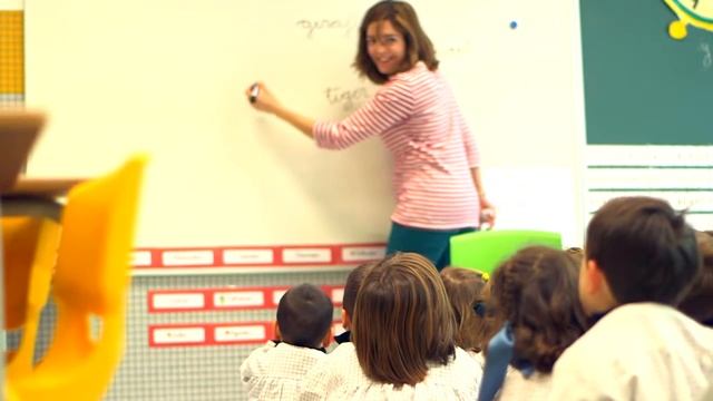 Испанско Училище и Детска Градина „Кралица София” смотреть онлайн