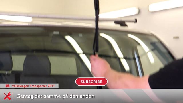 VW Transporter / Caravelle: Sådan udskiftes viskerne - 2004 til 2016 mod смотреть онлайн
