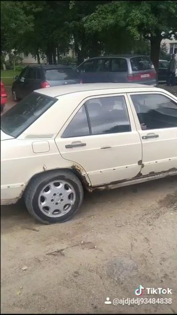 Мерседес 190