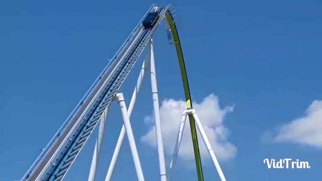 Carowinds парк развлечений на пересеч.южной и северной Каролины смотреть онлайн