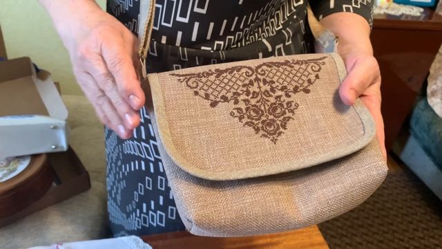 В гостях у вышивальщицы Людмилы смотреть онлайн