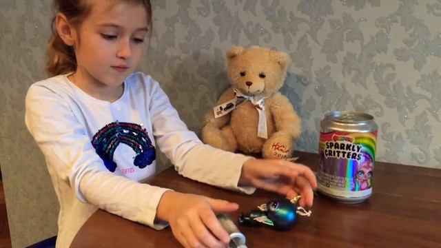 Настя делает слайм Poopsie Sparkly Critters
