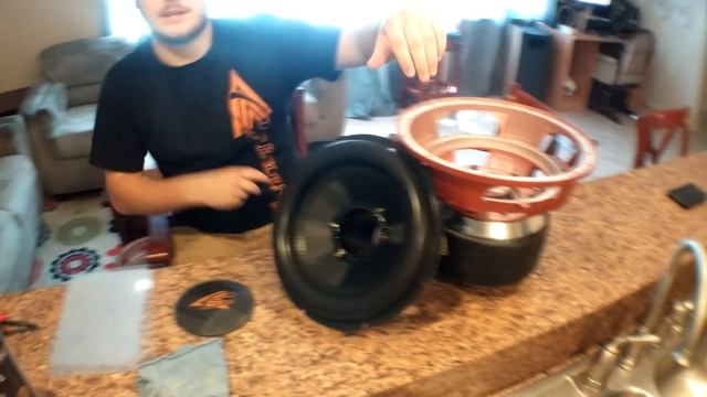 How To Recone & Repair A Speaker or Subwoofer With A Drop-In Recone Kit смотреть онлайн