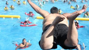 Я РЖАЛ ДО СЛЕЗ СМЕШНЫЕ ПАДЕНИЯ и НЕЛЕПЫЕ СИТУАЦИИ Смешные видео - Лучшие ПРИКОЛЫ