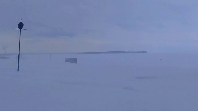 Река зимой смотреть онлайн