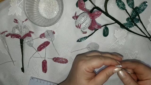 Boncuktan Küpe Çiçekleri Yapımı - DIY Beaded Flowers смотреть онлайн