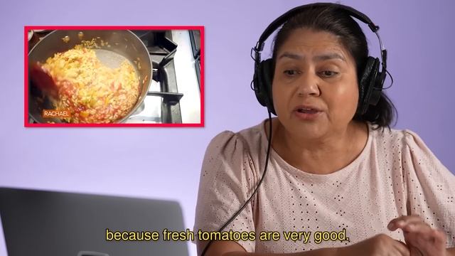 Mexican Moms React To Rachael Ray's "Mexican" Rice смотреть онлайн