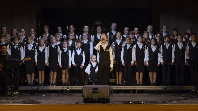 Белый Пароход в московской школе им. Грибоедова (окт. 2024) смотреть онлайн