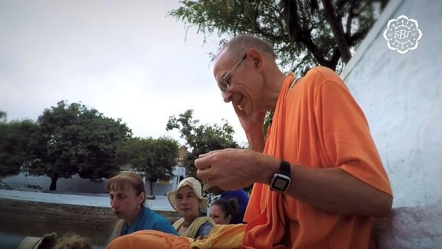 2015.11.23.4 - История шабари. Пампа-саровар (Хампи) - Бхакти Вигьяна Госвами смотреть онлайн