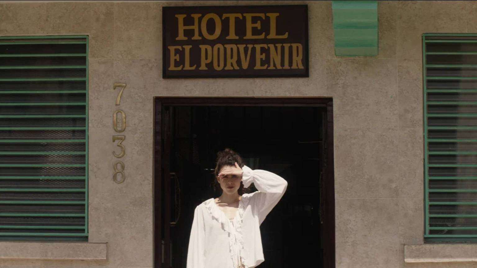 Звезды в полдень — Русский трейлер (фильм 2022) / Stars At Noon