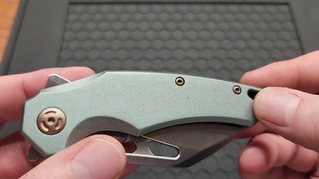 Throwback Thursday: Fox Edge Atrax Review #knives #edc #budgetknife смотреть онлайн