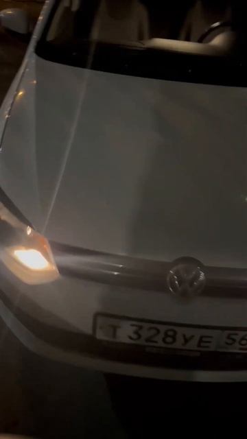 В рамках подбора под ключ посмотрели Volkswagen Polo 2012 года с пробегом 59.000 км смотреть онлайн