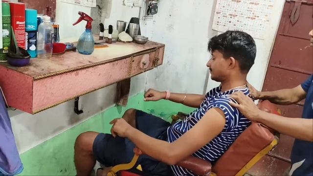 100 рупий. Удивительный массаж головы и тела от индийского уличного парикмахера смотреть онлайн