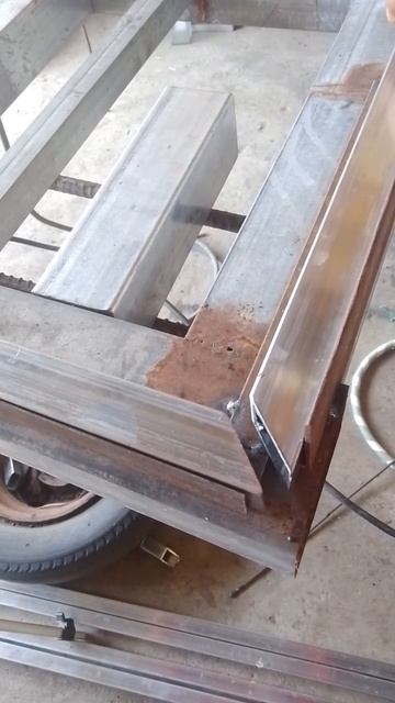 welding hack. right angle guide #diy #weldingtable смотреть онлайн