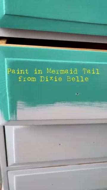 Pine drawers makeover with Mermaid Tail смотреть онлайн