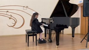 Срапионян Мэри - Г. Свиридов – Колыбельная песенка