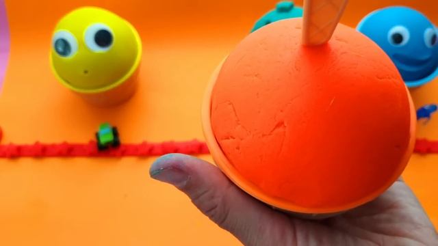 4 Colors Ice Cream Cups Play Doh Cute Eyes, Frozen , Chupa Chups ,Kinder egg смотреть онлайн